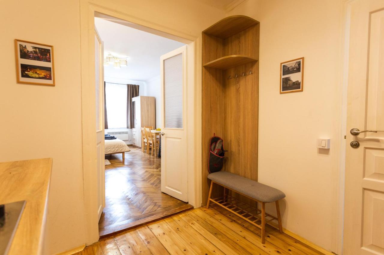 Peaceful Studio On Rynok Square Lviv Kültér fotó